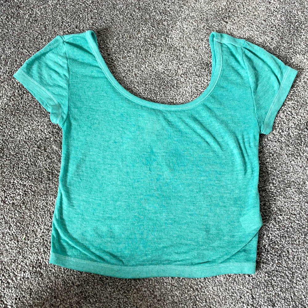 Crop top